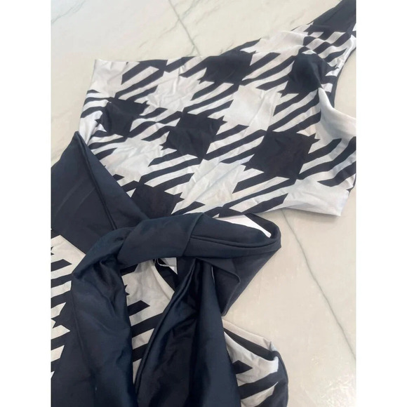 BEACH RIOT Carlie One Piece in Houndstooth Small New Womens Swimsuit - Picture 6 of 16